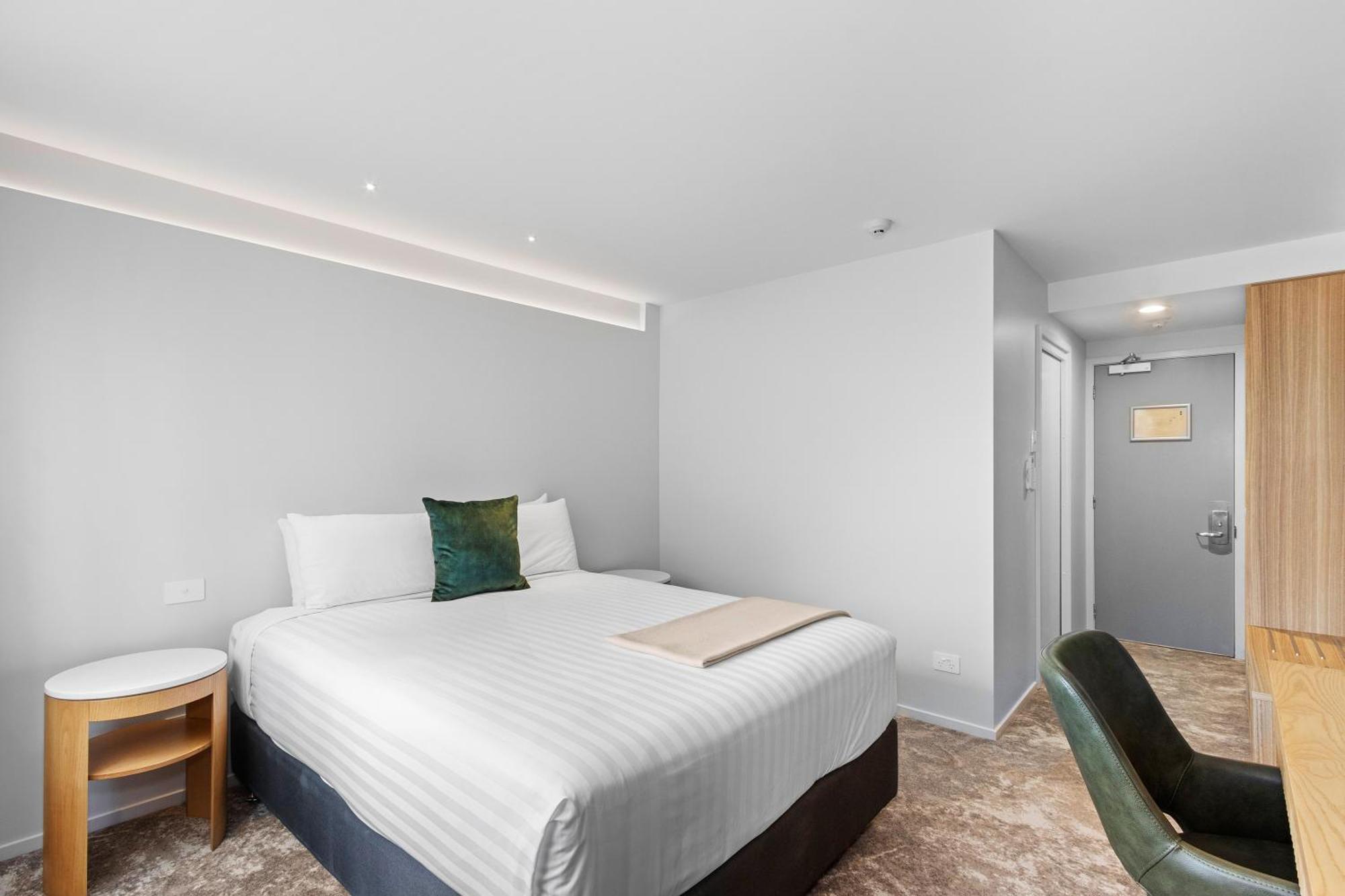 Hotel Elms Christchurch, Ascend Hotel Collection Bagian luar foto