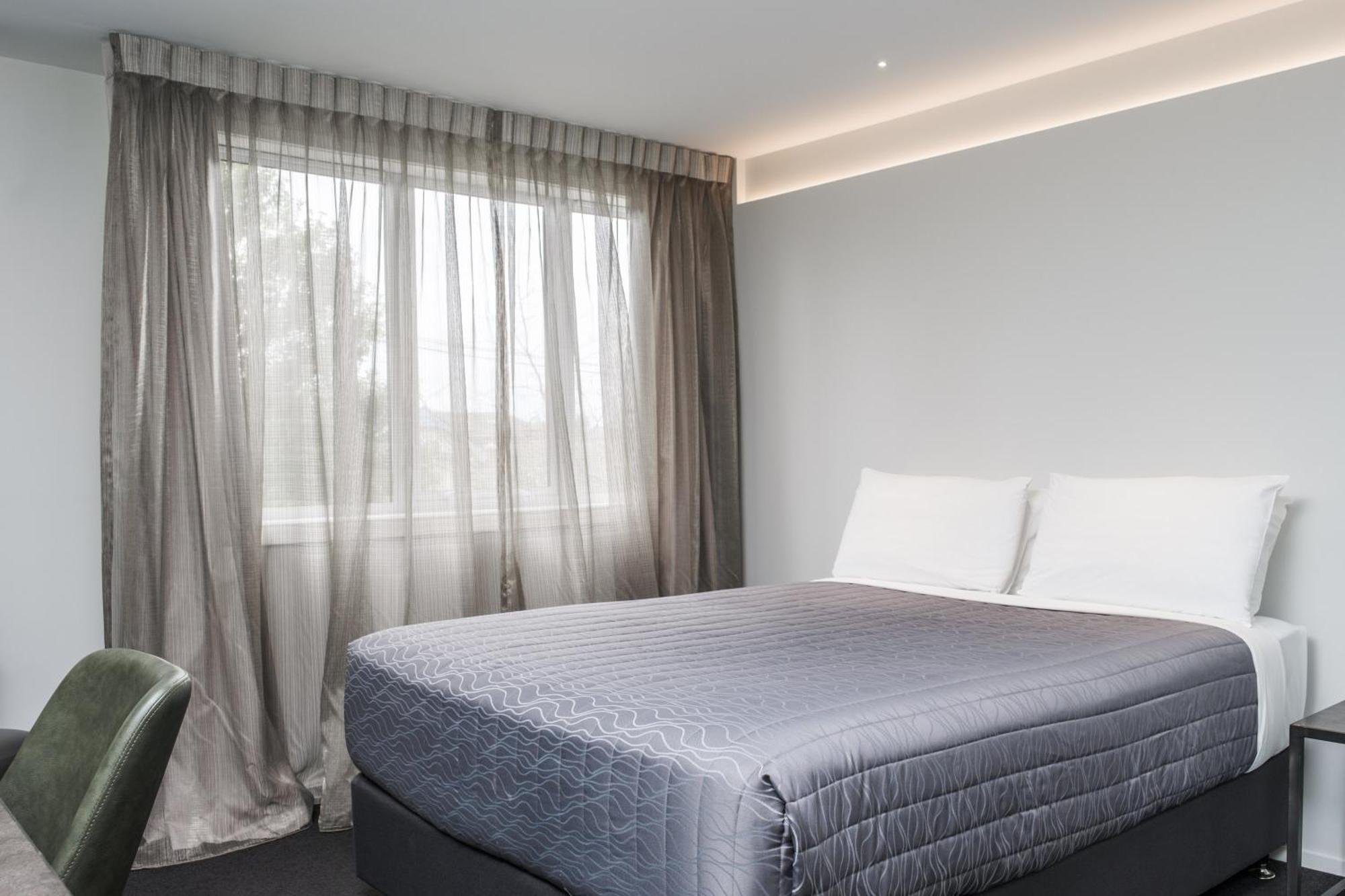 Hotel Elms Christchurch, Ascend Hotel Collection Bagian luar foto