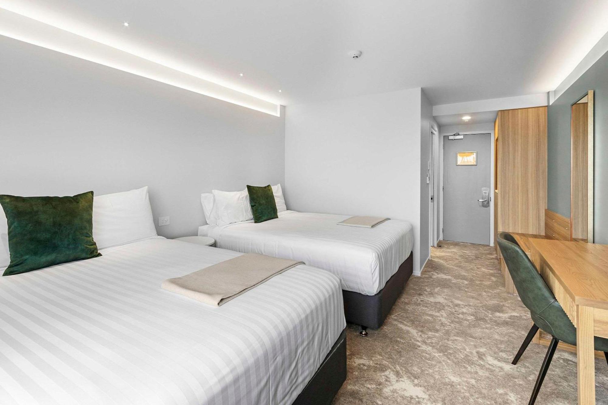 Hotel Elms Christchurch, Ascend Hotel Collection Bagian luar foto