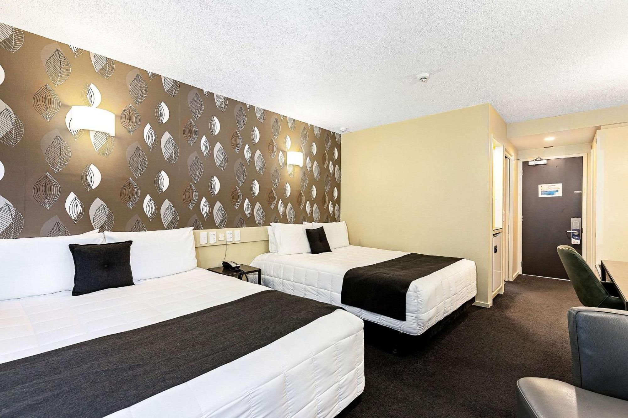 Hotel Elms Christchurch, Ascend Hotel Collection Bagian luar foto