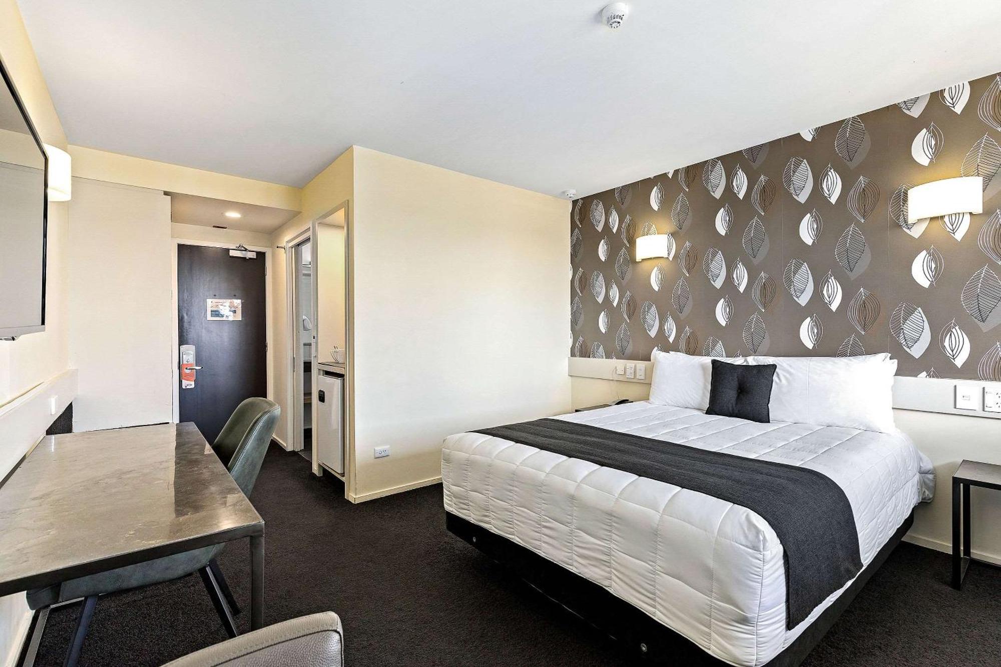 Hotel Elms Christchurch, Ascend Hotel Collection Bagian luar foto